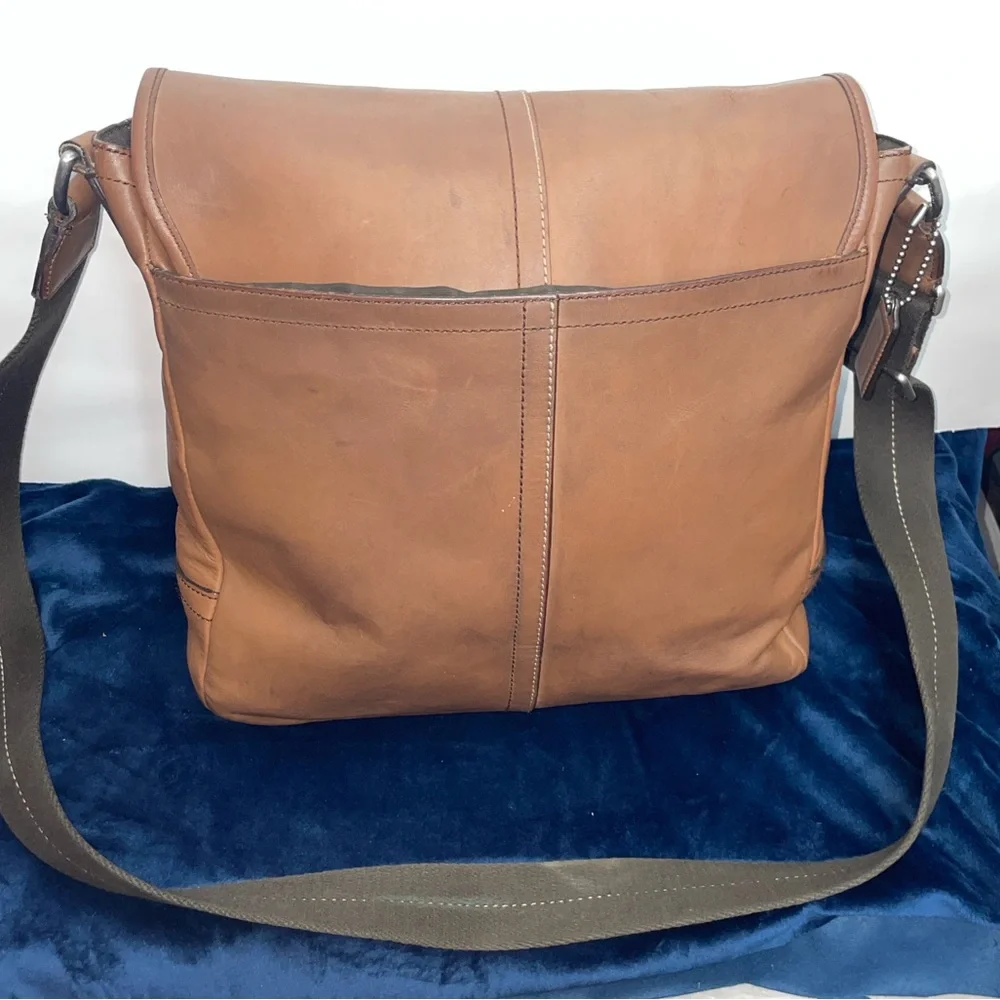 Coach ‘Lexington’ Leather Map Bag - Picture 3 of 15